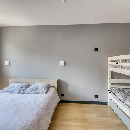 Apartment Des Postes 1 Dompierre-sur-Besbre